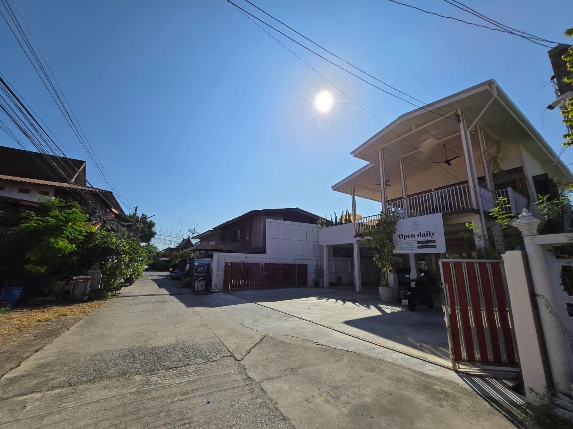 Your Home Ayutthaya Exterior foto